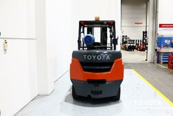 8FGC70U, 8FGC70U-10589