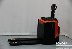 LPE200, 6858688