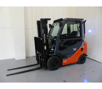 TOYOTA 02-8FDF18 1702020580