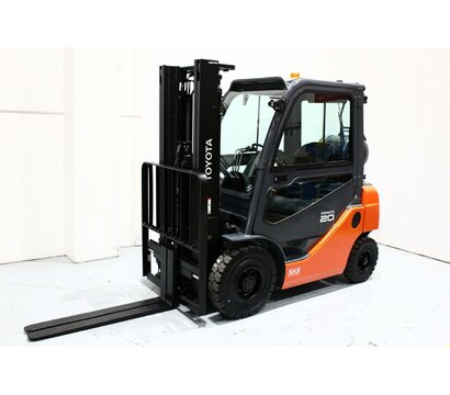 TOYOTA 02-8FGF20 1809010286