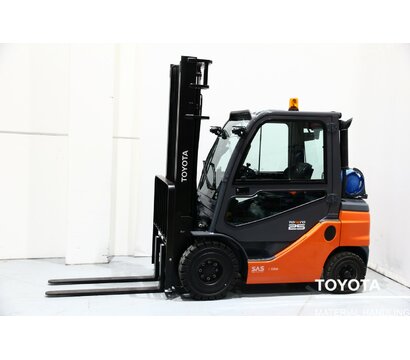 TOYOTA 02-8FGF25 2011019538