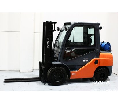 TOYOTA 02-8FGJF35 1806005331