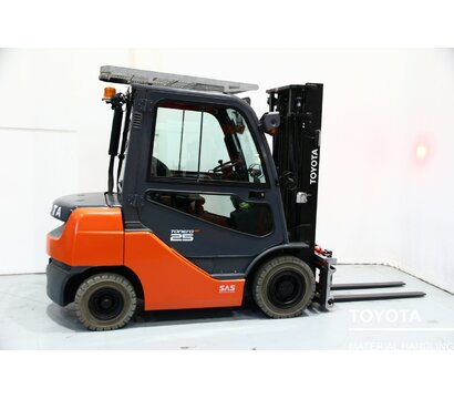 TOYOTA 06-8FD25F 1909013140
