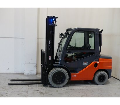 TOYOTA 52-8FDJF35 2102003561