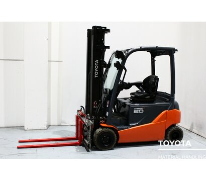 TOYOTA 8FBM20T 2001025801