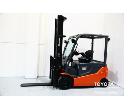 TOYOTA 8FBMT35 1812028361