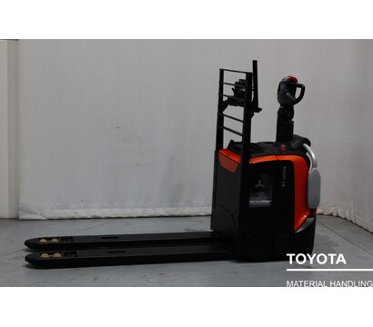 TOYOTA LPE250 2003052099