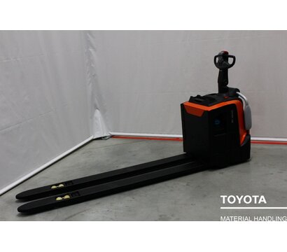TOYOTA LPE250 2305030626