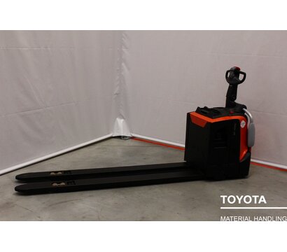 TOYOTA LPE250 2305030631