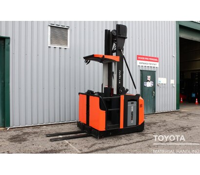 TOYOTA OME100H 1811000324