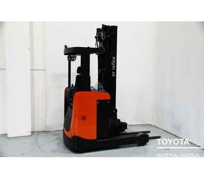 TOYOTA RRE120B 2401039974