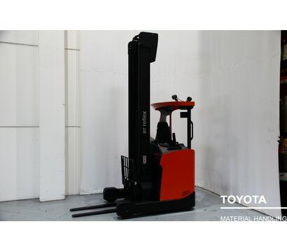 TOYOTA RRE140H 2001024695