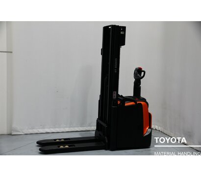 TOYOTA SPE120L 1709036558