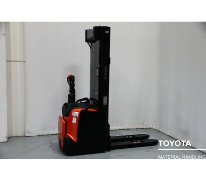 TOYOTA SPE140 1909030827