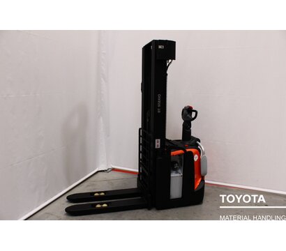 TOYOTA SPE140 1910043083
