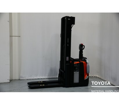 TOYOTA SPE140L 1812035518