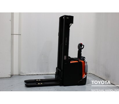 TOYOTA SPE160 2011014601