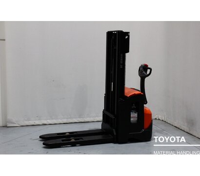 TOYOTA SWE120 1811023387