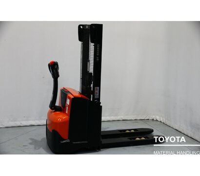 TOYOTA SWE120L 1805032710