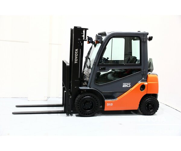 TOYOTA 02-8FDF20 1801028752