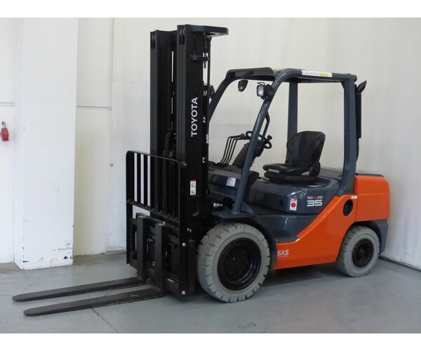 TOYOTA 02-8FDJF35 1701002892