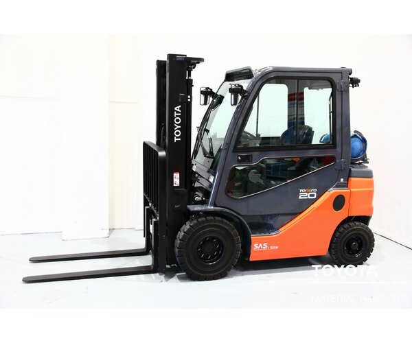 TOYOTA 02-8FGF20 2206006024