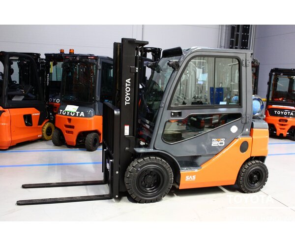 TOYOTA 02-8FGF20 2211017427