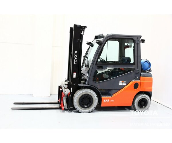 TOYOTA 02-8FGF25 2201011061 TOYOTA 02-8FGF25 2201011061