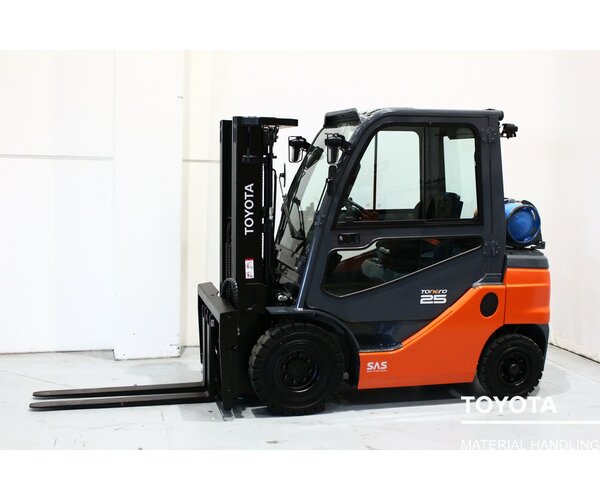 TOYOTA 02-8FGF25 2306015039