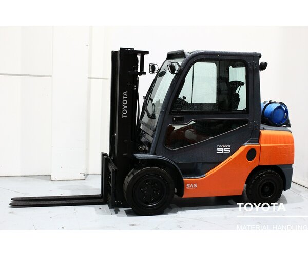 TOYOTA 02-8FGJF35 1806005331