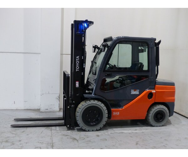 TOYOTA 52-8FDJF35 2102003587