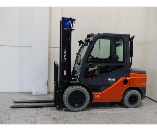 TOYOTA 52-8FDJF35 2102003561