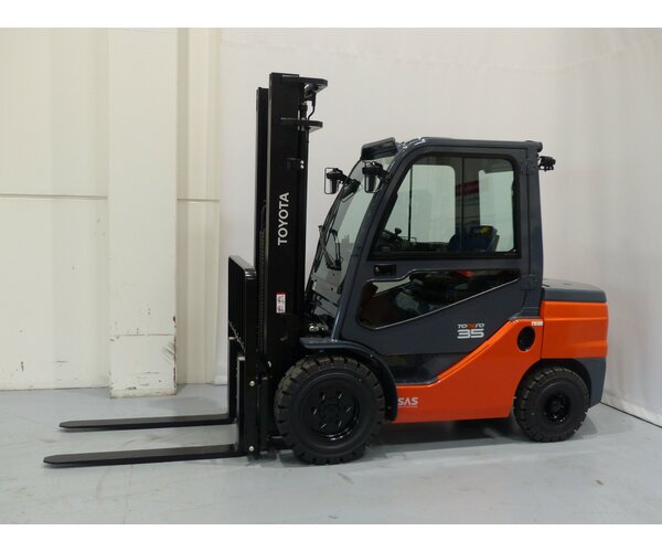 TOYOTA 52-8FDJF35 2204029041 TOYOTA 52-8FDJF35 2204029041