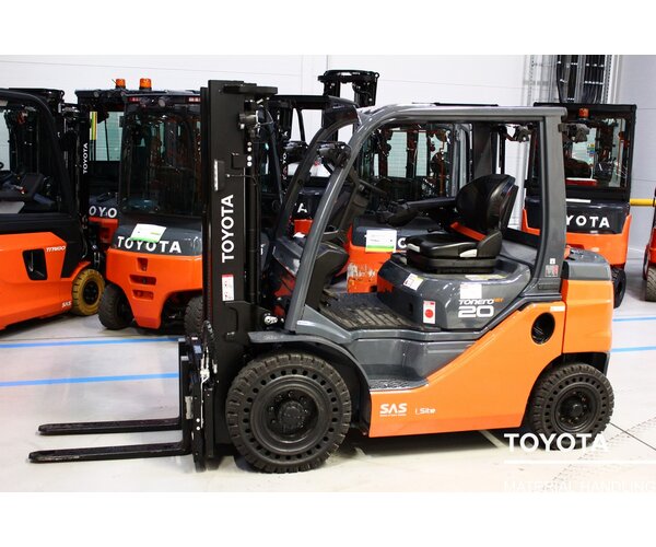 TOYOTA 56-8FD20F 2412017135