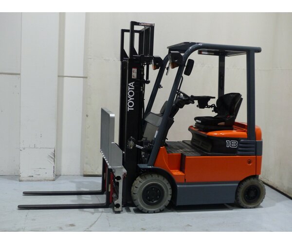 TOYOTA 7FBMF18 1303021366