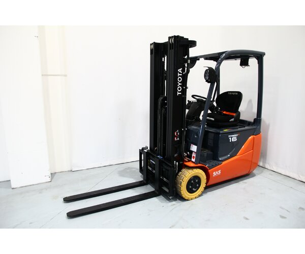 TOYOTA 8FBEK16T 2410001444