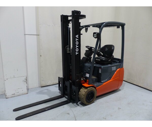 TOYOTA 8FBEKT18 1509031735