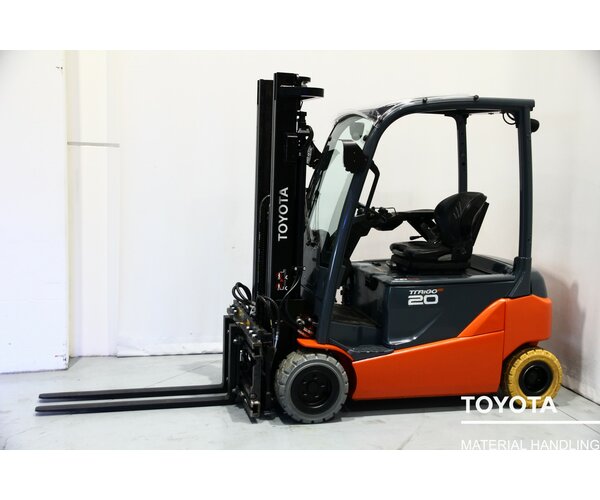 TOYOTA 8FBM20T 1902007152