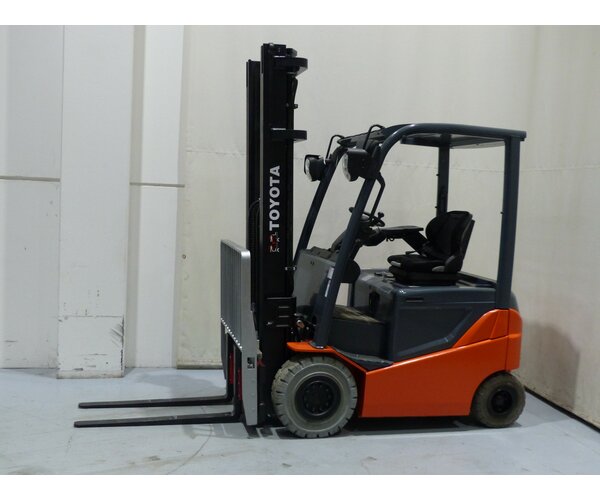 TOYOTA 8FBMKT20 1403018531