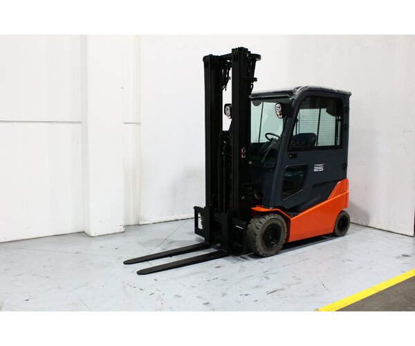 TOYOTA 8FBMKT25 1803032499