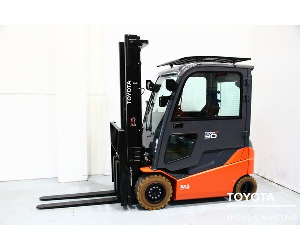 TOYOTA 8FBMKT30 2112002697