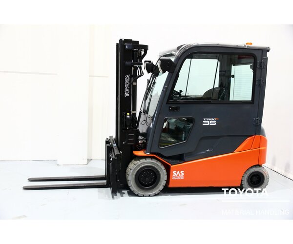 TOYOTA 8FBMT35 1609010798