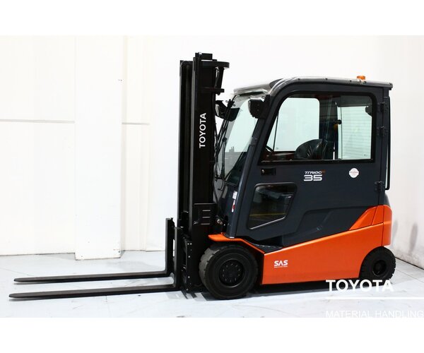 TOYOTA 8FBMT35 1711001884