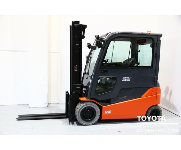 TOYOTA 8FBMT35 1807039220