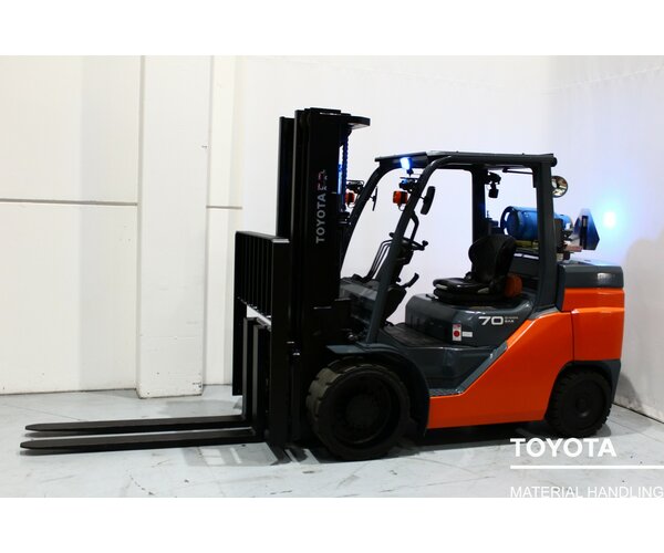 TOYOTA 8FGC70U 1710015854