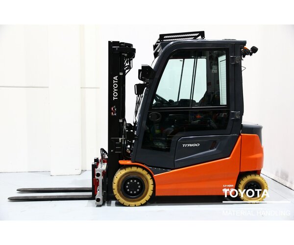 TOYOTA 9FBH25T 2208007689