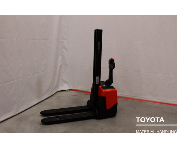 TOYOTA HWE100 2301044473