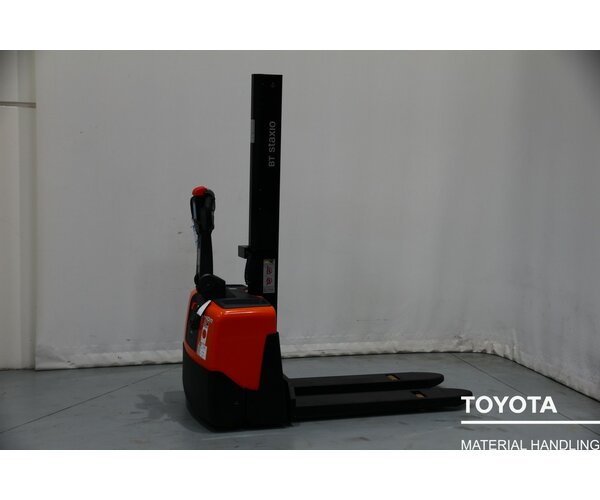 TOYOTA HWE100 2409045248