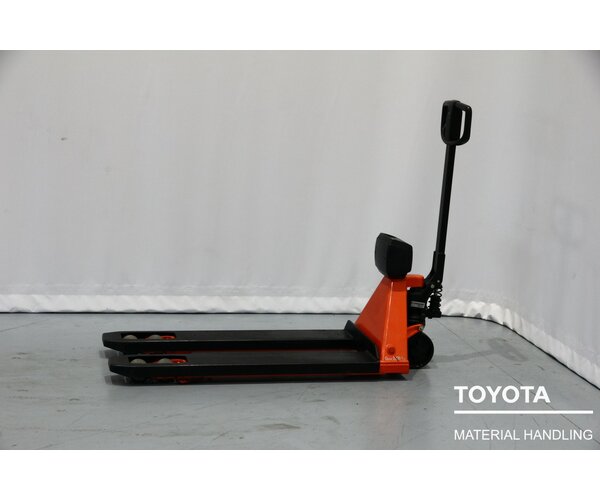 TOYOTA LHM200SC 1808023175