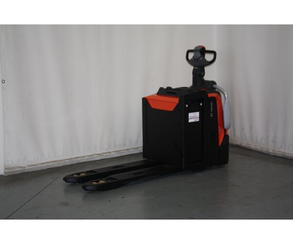 TOYOTA LPE200 1703038907